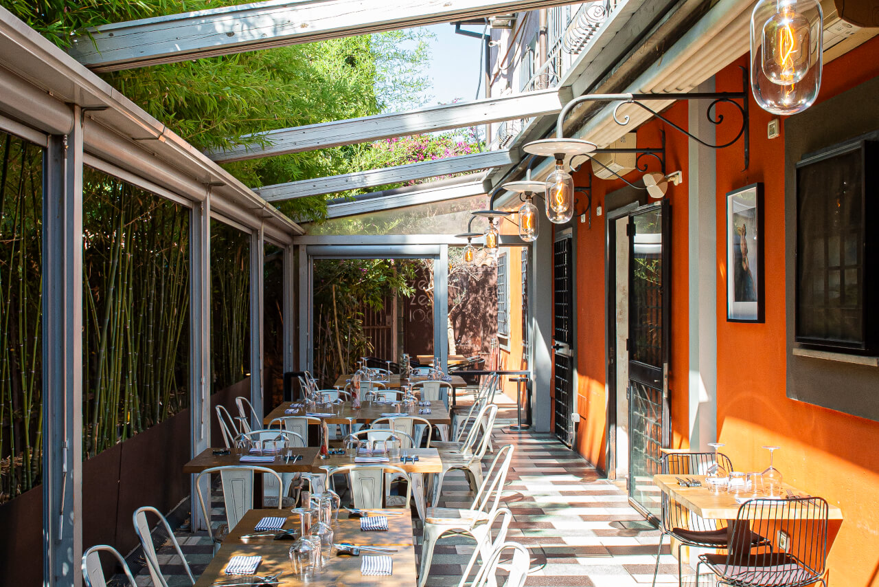 ZeroZero100 San Lorenzo Roma - Spazio esterno del ristorante.